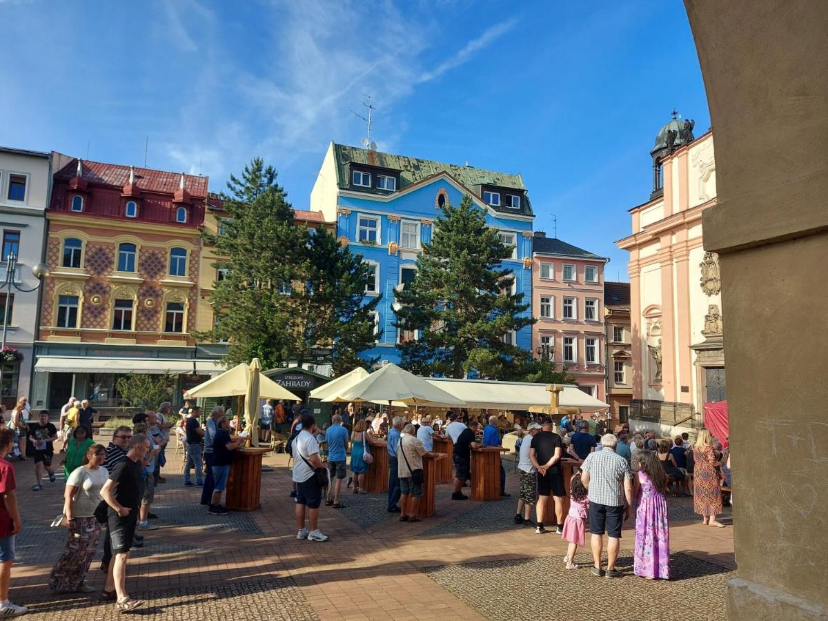 Apartments Rose Garden Decin Buitenkant foto