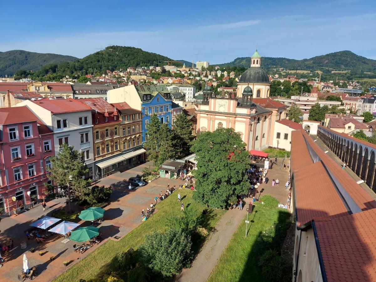 Apartments Rose Garden Decin Buitenkant foto